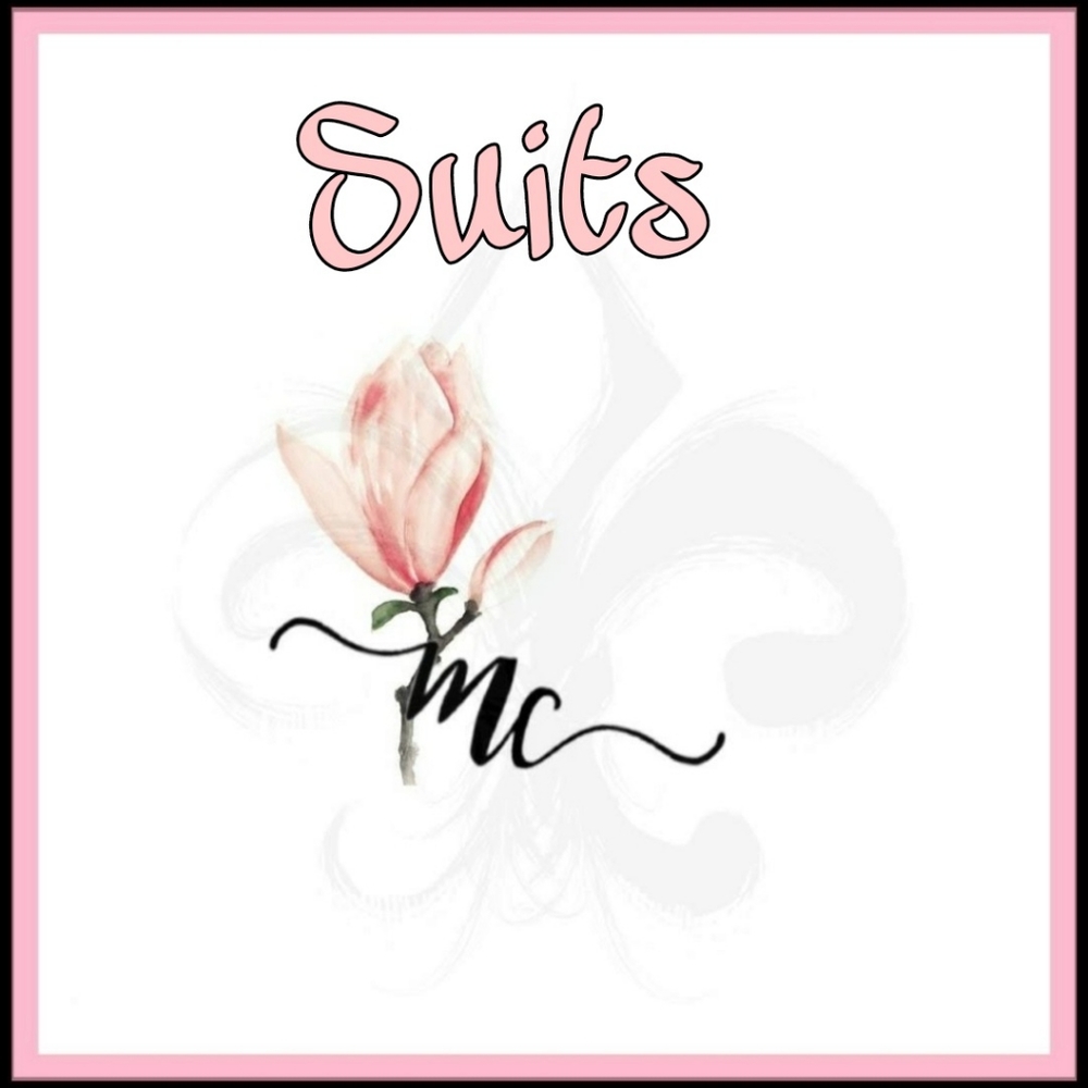 Suits - Picture 4 of 6
